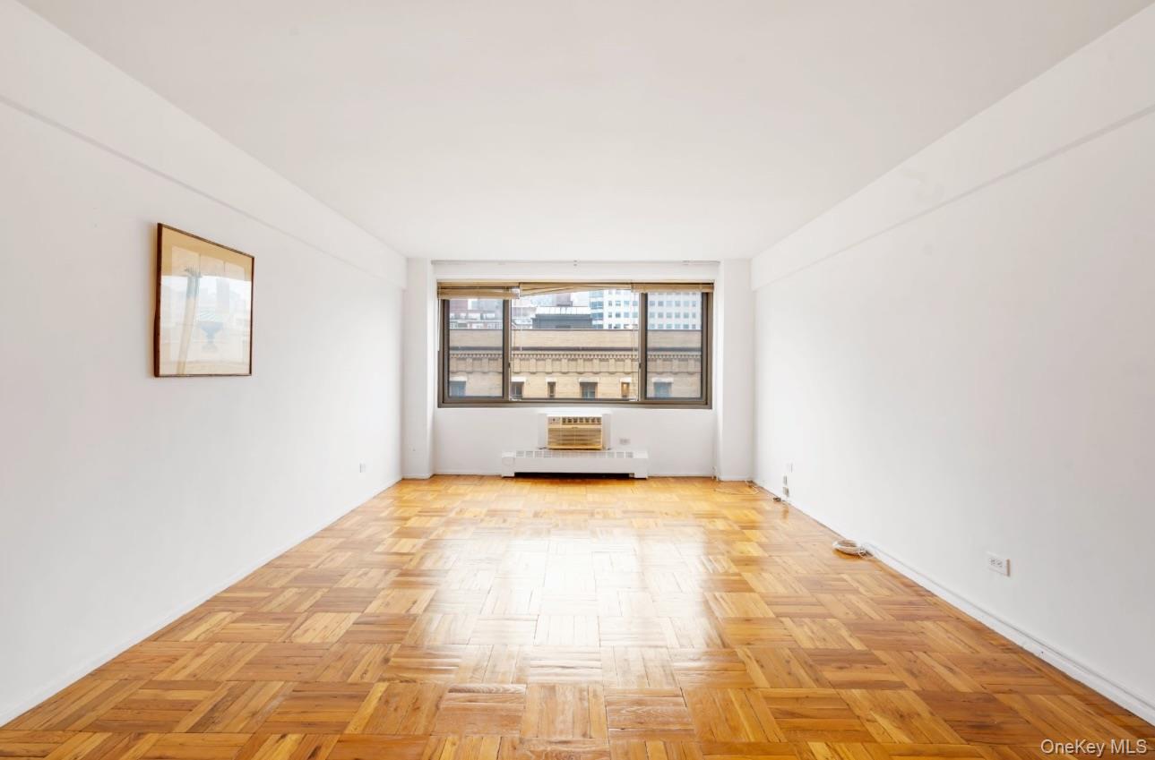 #3 photo, 420 E 64th Street, New York (Manhattan) , NY 10065