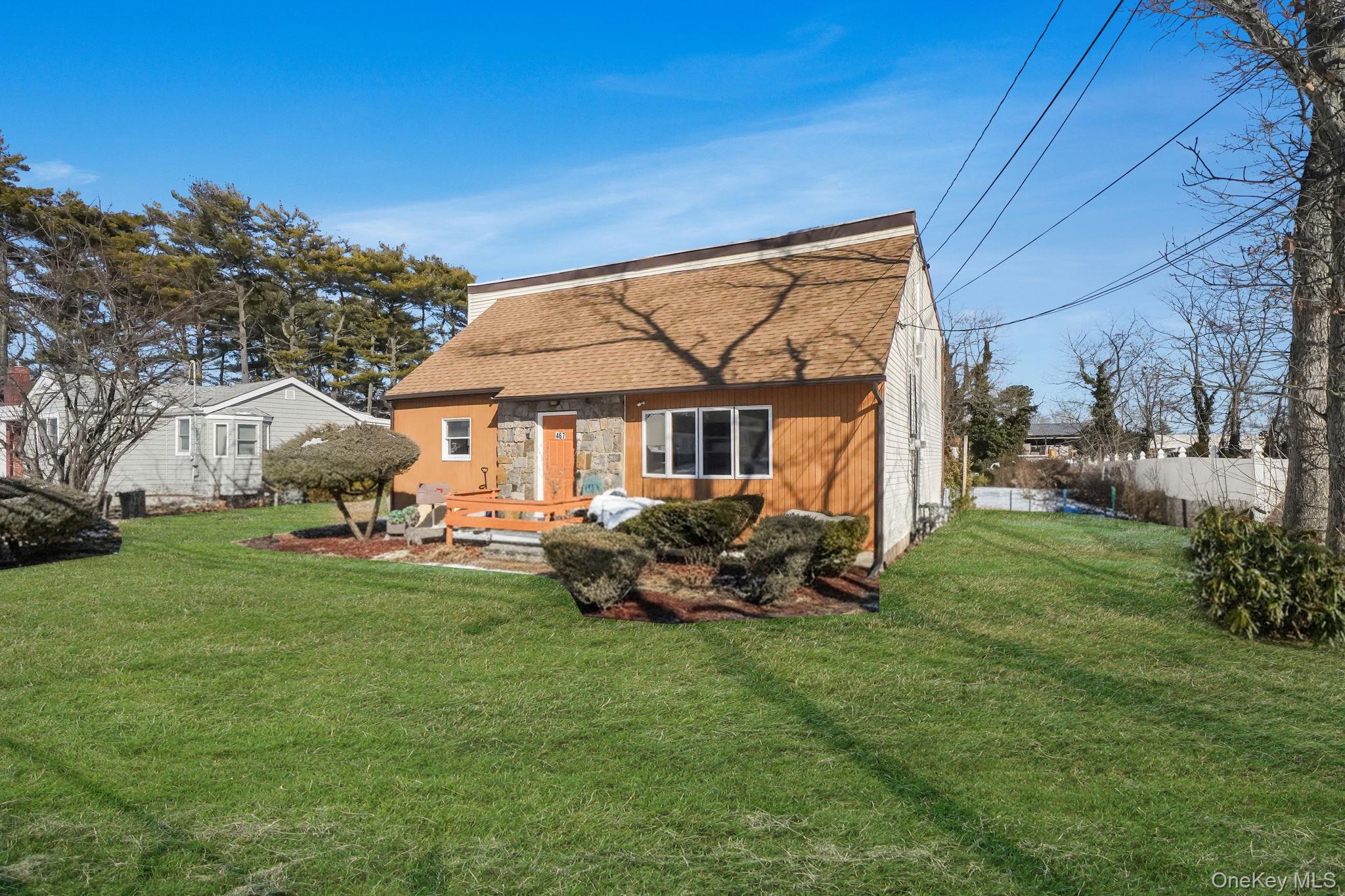 #2 photo, 467 Carlls Path, מחוז סאפוק Deer Park , NY 11729