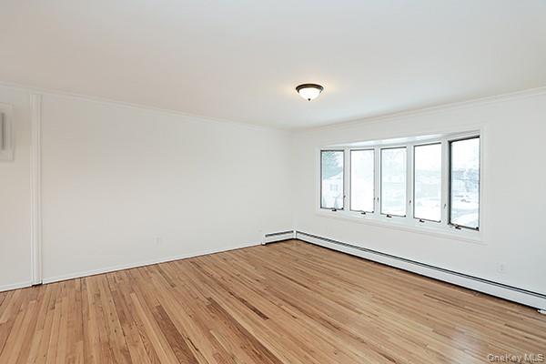 #4 photo, 860 Beckman Drive, North Bellmore , NY 11710