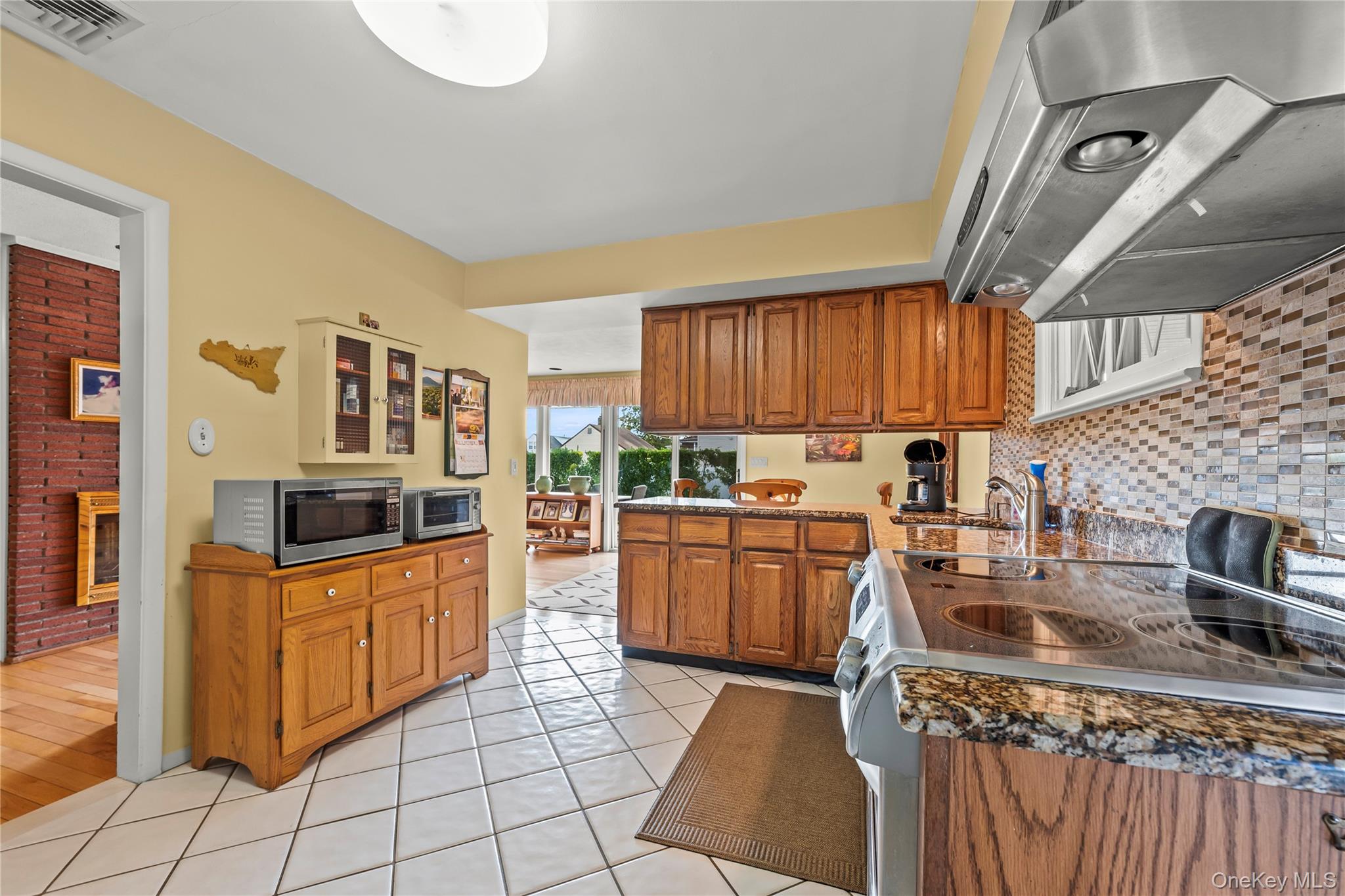 #3 photo, 2860 Lenox Road, Oceanside , NY 11572