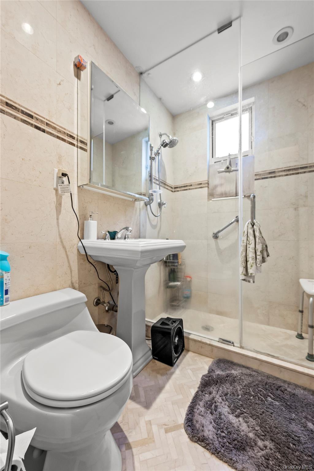 #12 photo, 2942 164th Street, Flushing , NY 11358