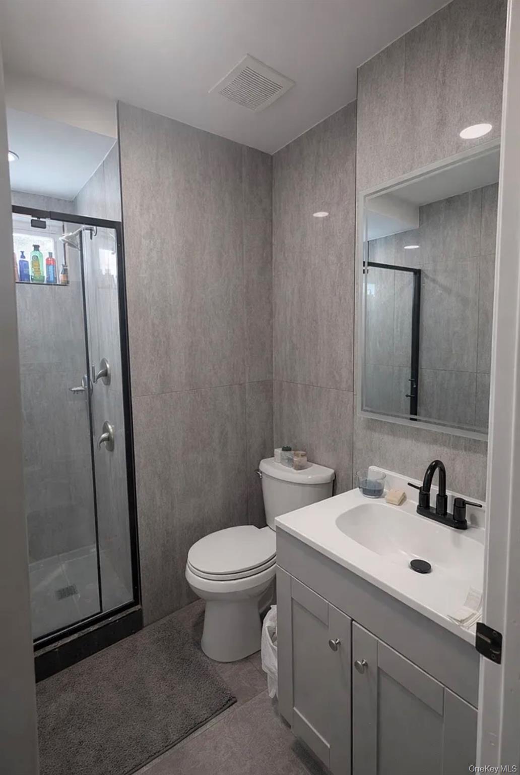 #8 photo, 49 Gladys Street, 東長島 Lindenhurst , NY 11757