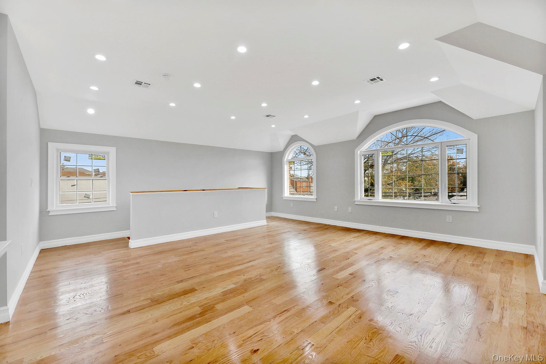 #4 photo, 15321 134th Avenue, 皇后区 牙买加 Jamaica , NY 11434