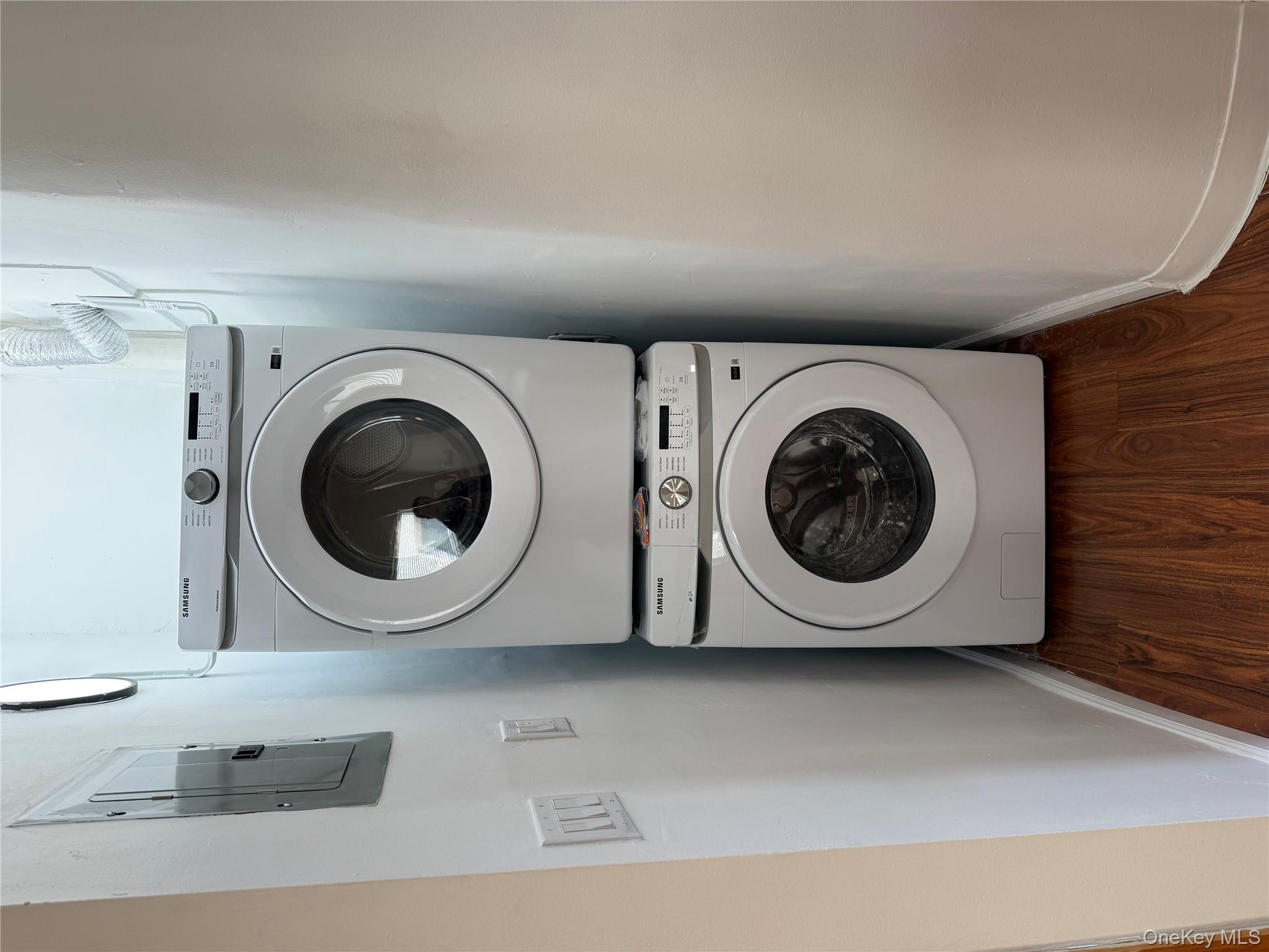 #2 photo, 4612 25th Avenue, Куинс ‖ Astoria , NY 11103