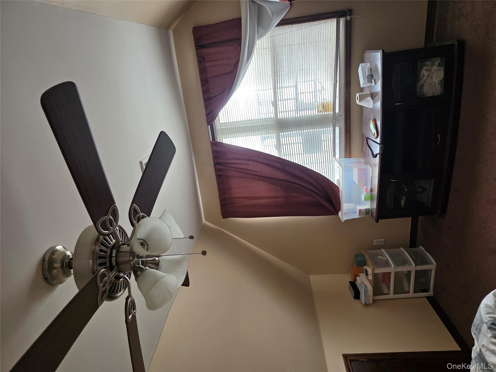 #11 photo, 9102 96th Street, كوينز Woodhaven , NY 11421