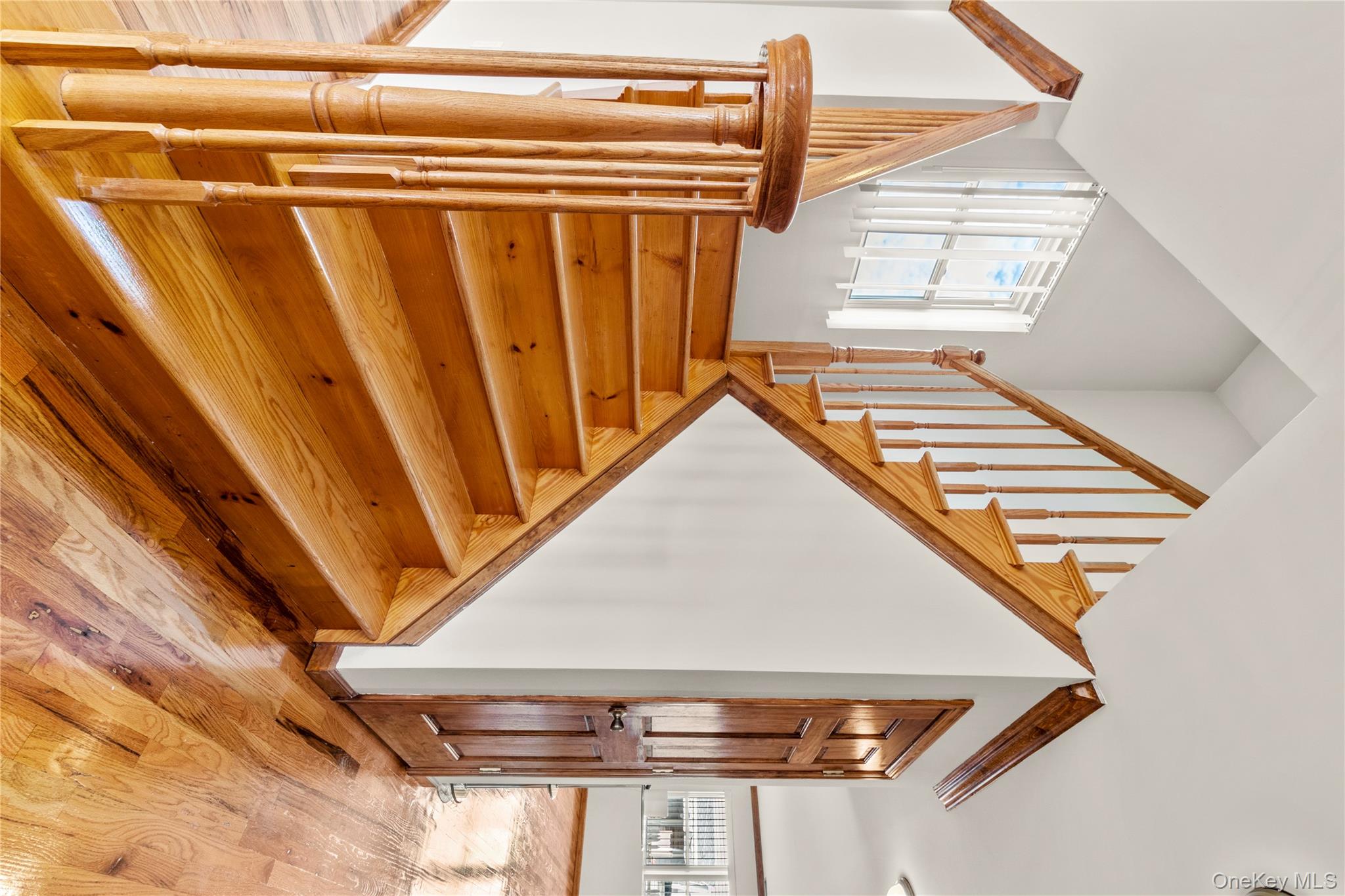 #4 photo, 1332 Star Avenue, नासाउ काउंटी Elmont , NY 11003