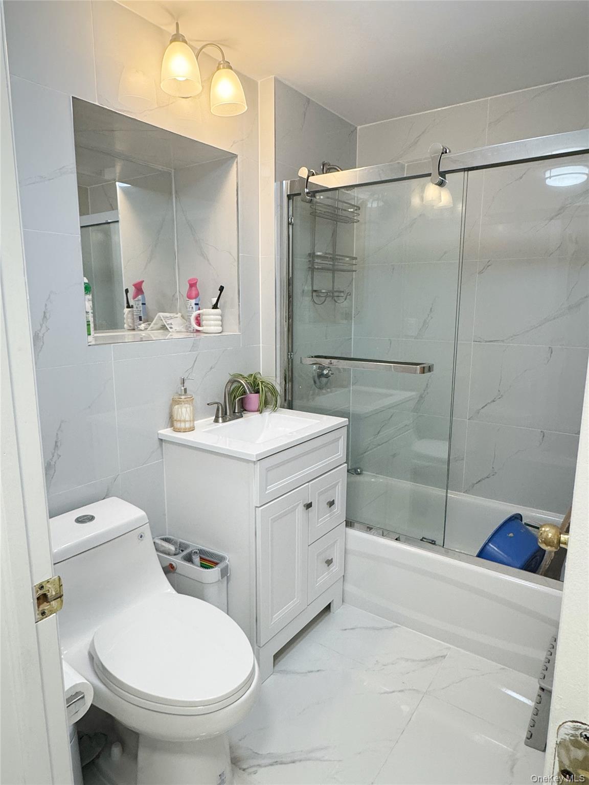 #4 photo, 13249 41st Road, Flushing , NY 11355