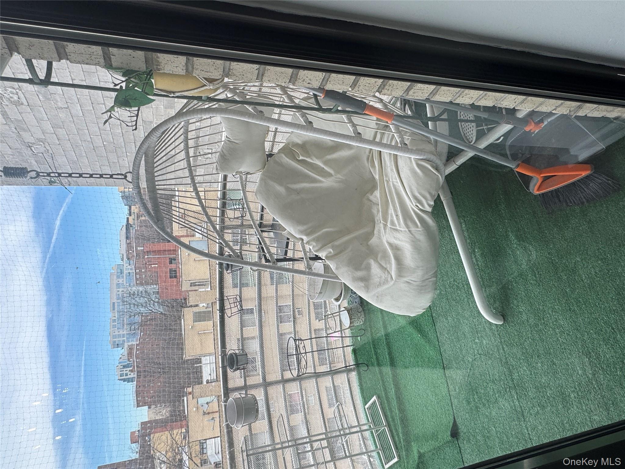 #8 photo, 13249 41st Road, Flushing , NY 11355