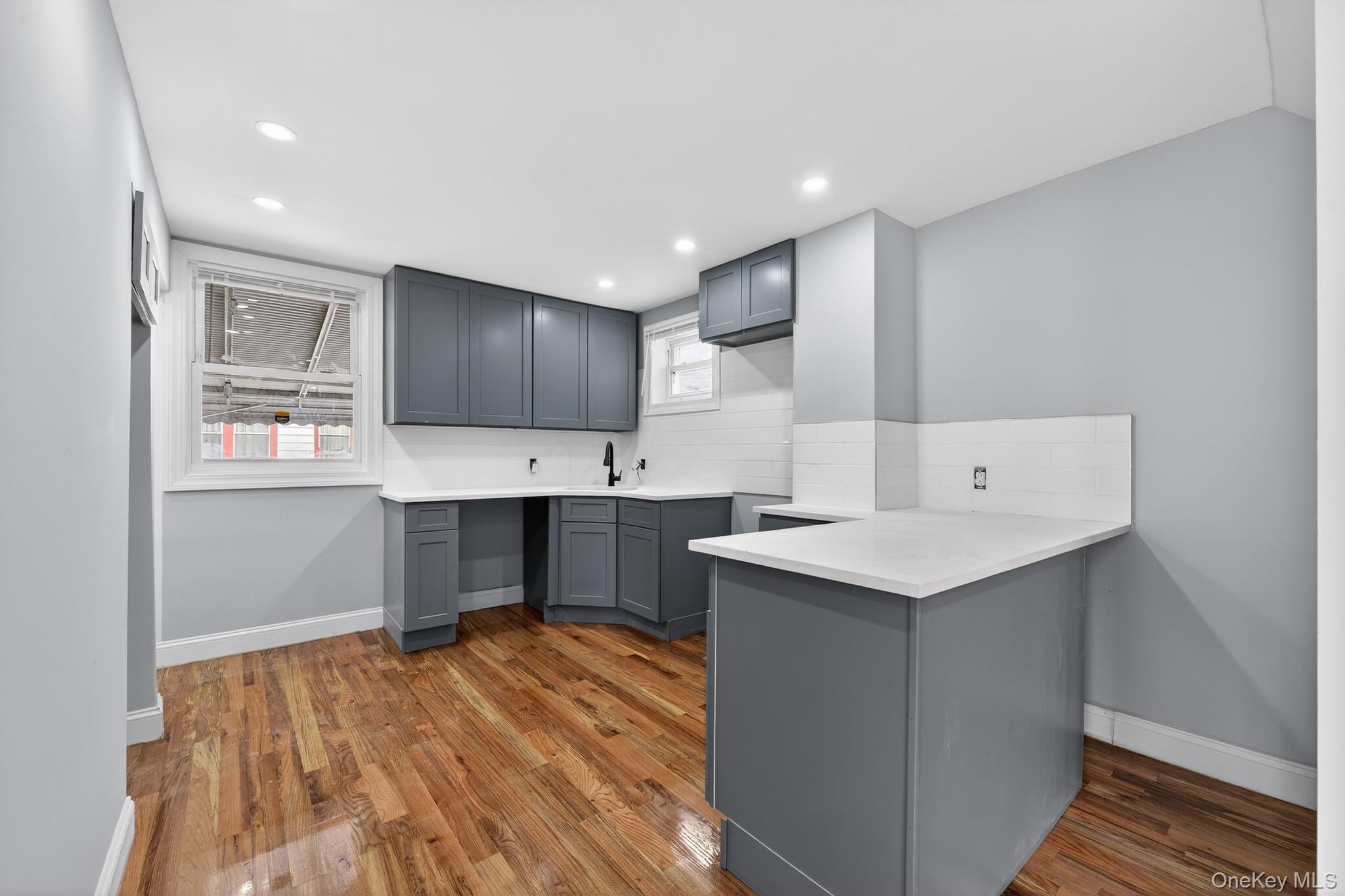 #1 photo, 11019 Liverpool Street, קווינס Jamaica , NY 11435