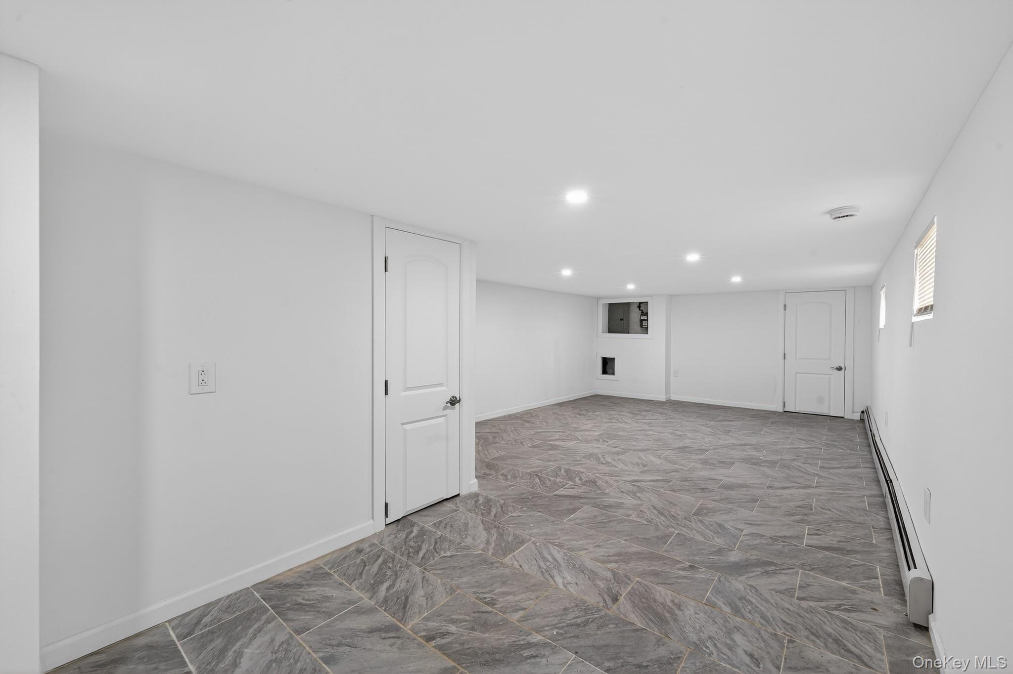 #11 photo, 11019 Liverpool Street, קווינס Jamaica , NY 11435