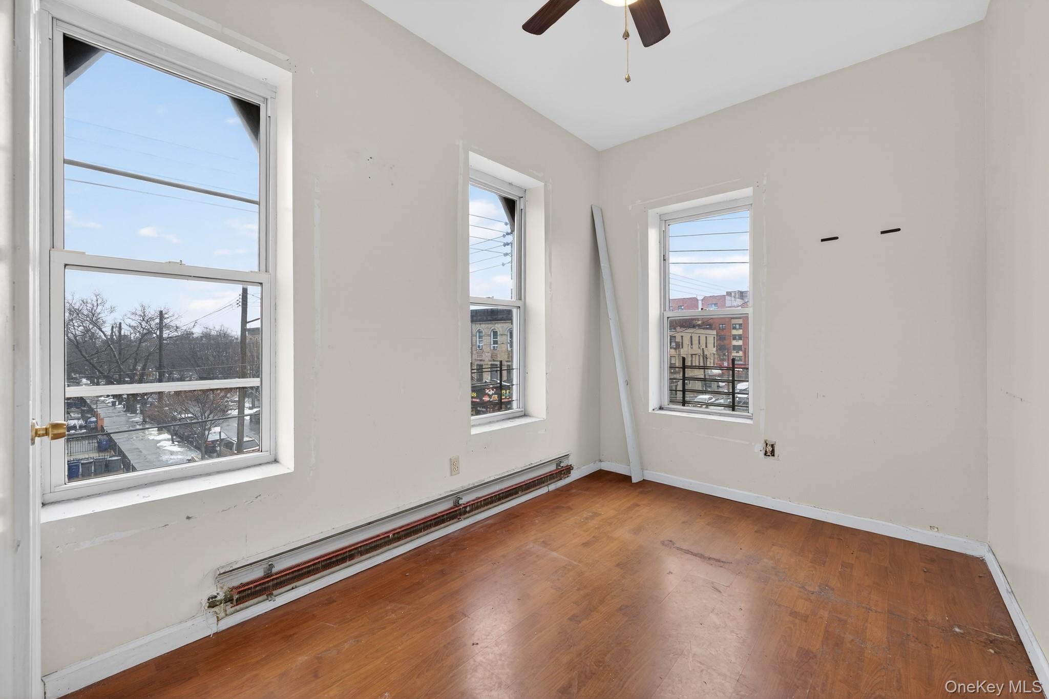 #5 photo, 663 Sutter Avenue, Brooklyn , NY 11207