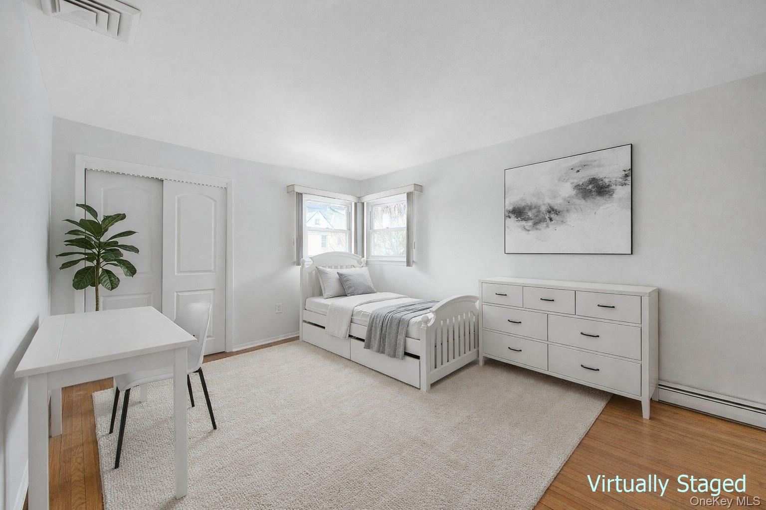 #14 photo, 98 Union Place, Lynbrook , NY 11563