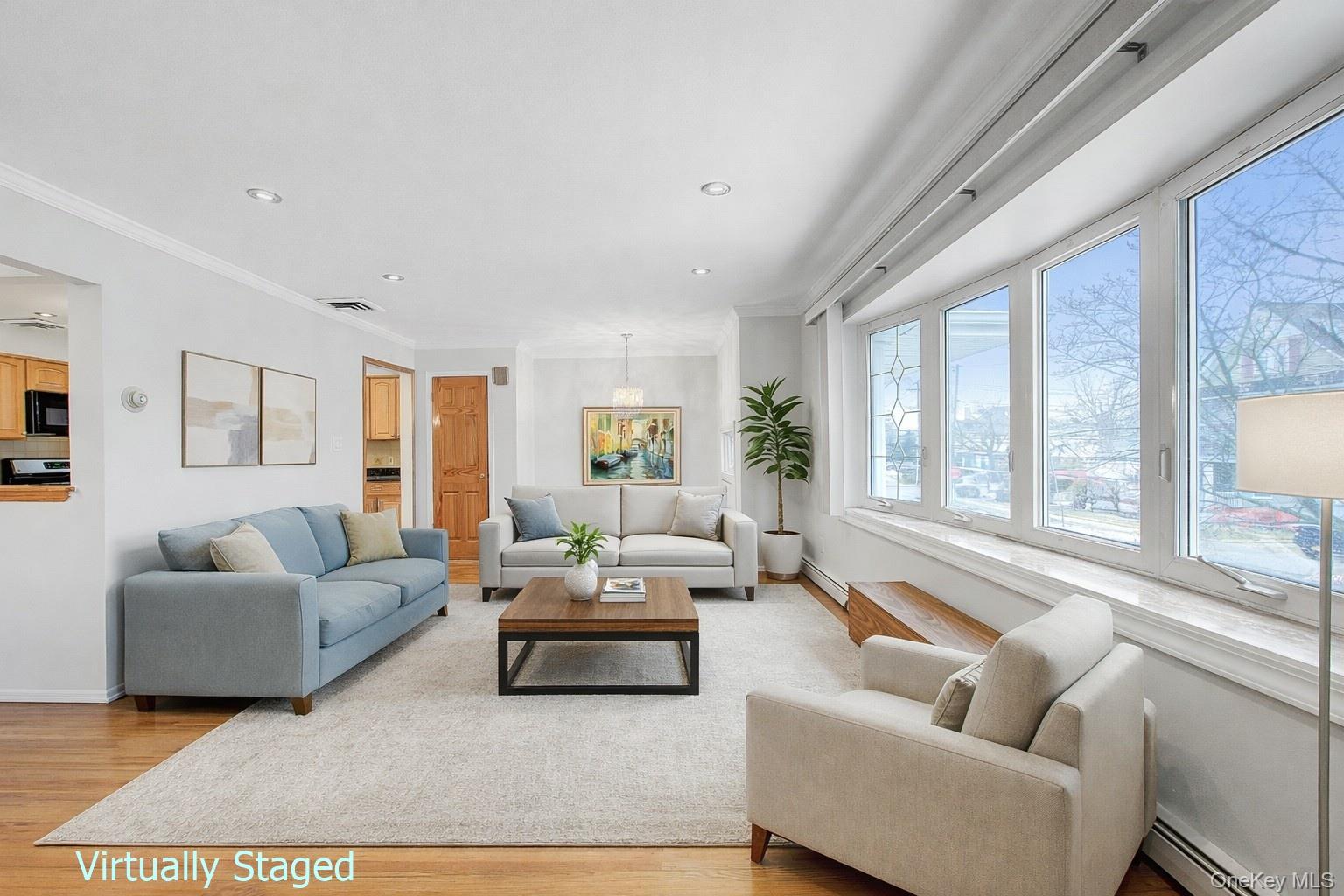 #3 photo, 98 Union Place, Lynbrook , NY 11563