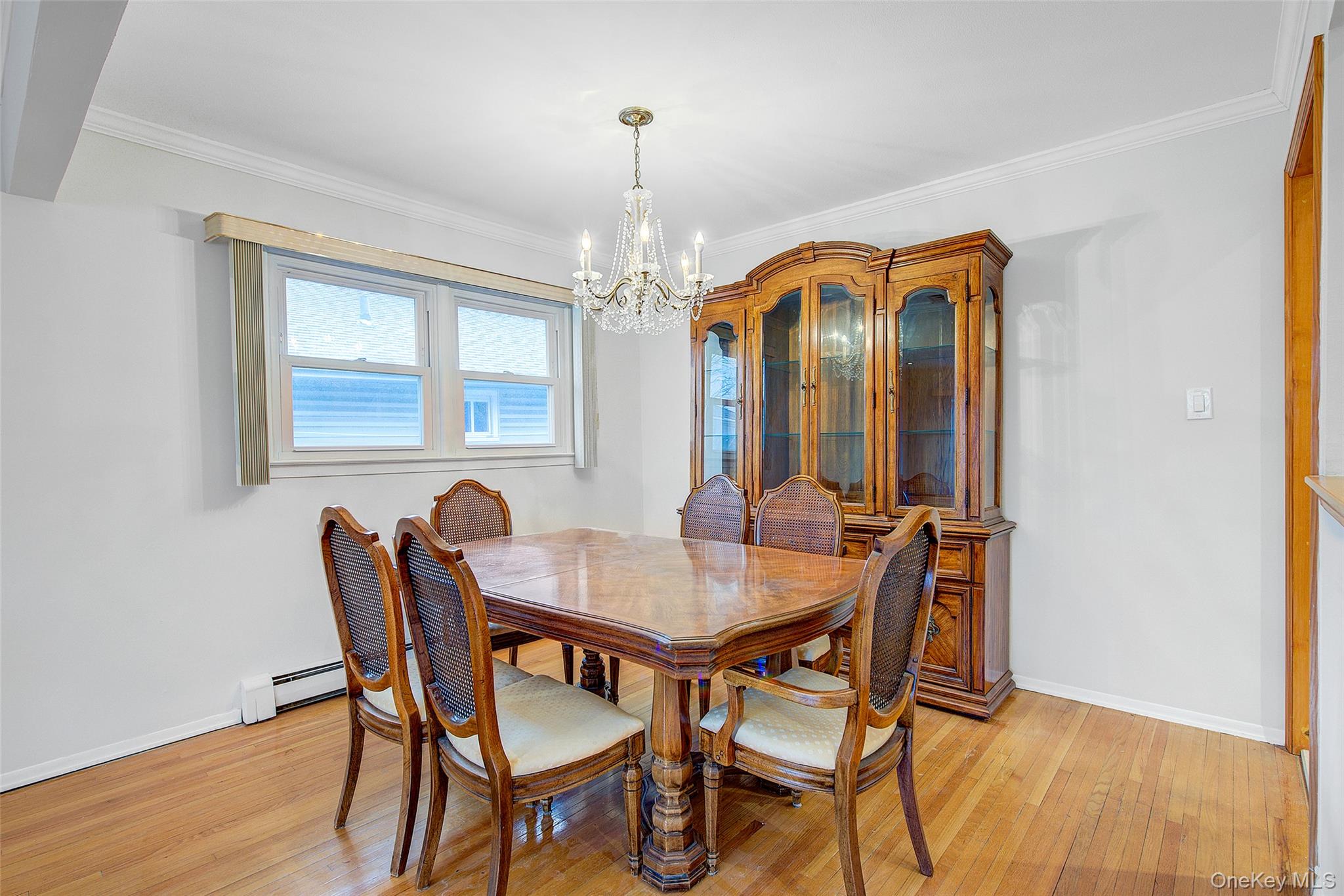 #6 photo, 98 Union Place, Lynbrook , NY 11563