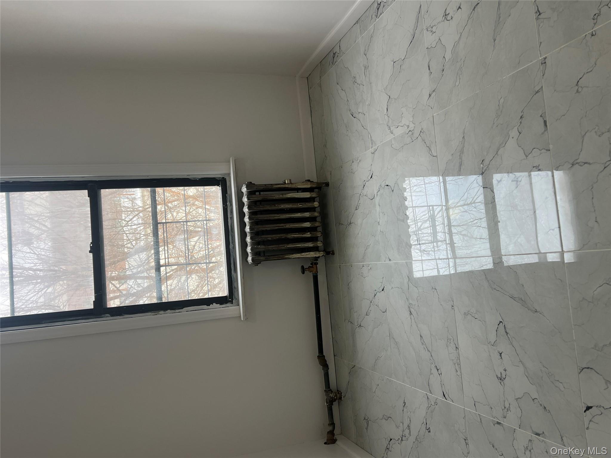 #2 photo, 635 Eagle Avenue, 브롱크스 Bronx , NY 10455