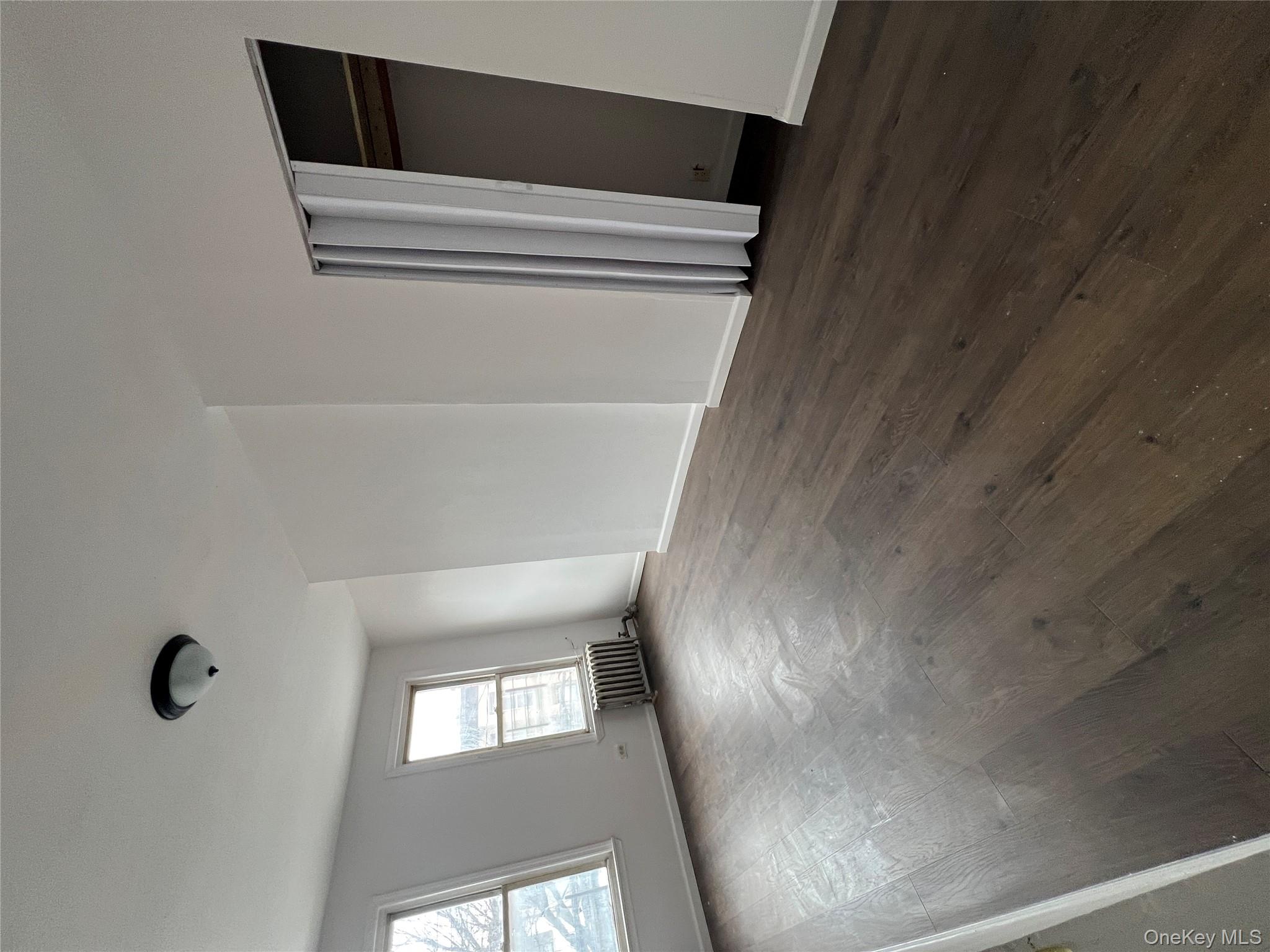 #8 photo, 635 Eagle Avenue, 브롱크스 Bronx , NY 10455