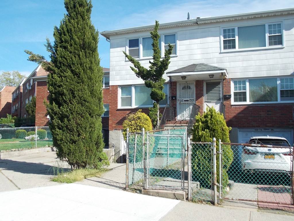 #1 photo, 150-78  15th Drive, কুইন্‌স Whitestone , NY 11357