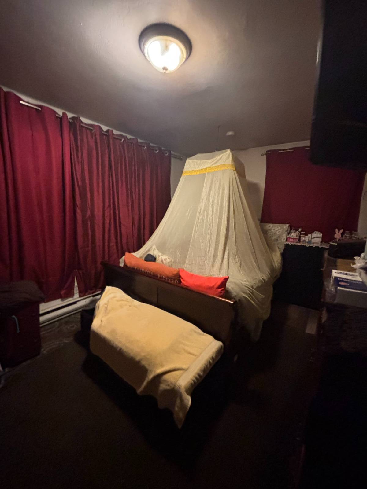 #17 photo, 150-78  15th Drive, কুইন্‌স Whitestone , NY 11357