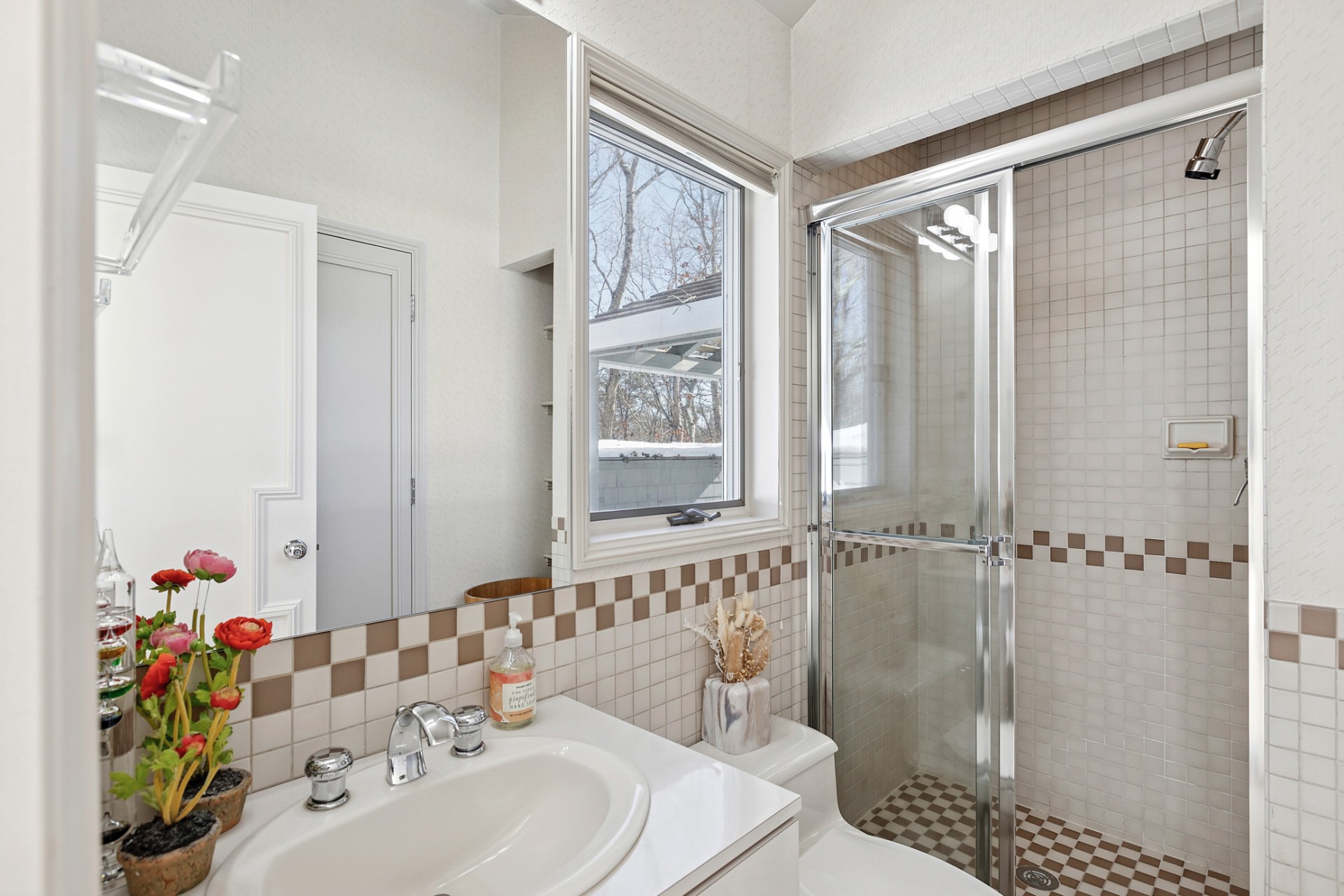 #18 photo, 7 CHATFIELDS RIDGE RD, सफ़ोक काउंटी East Hampton , NY 11937