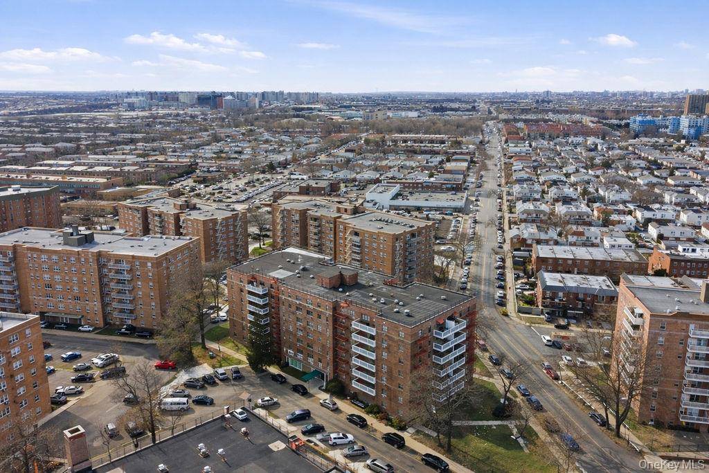 #13 photo, 85-10  151st Avenue, #1C, कुईंस Howard Beach , NY 11414
