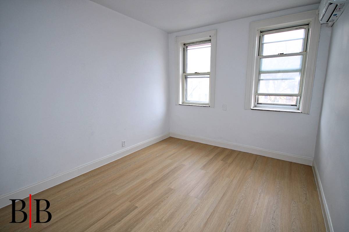 #19 photo, 1498  East 95 Street, Canarsie , NY 11236