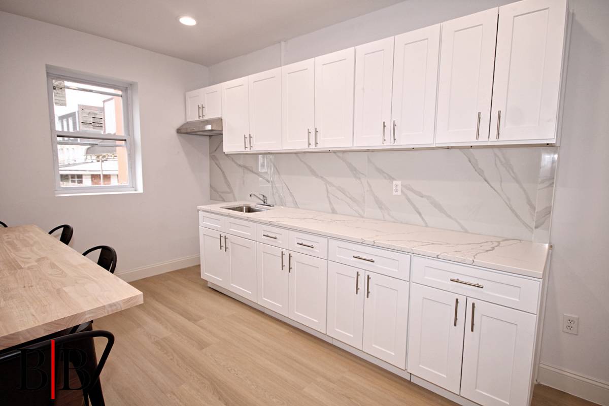 #7 photo, 1498  East 95 Street, Canarsie , NY 11236