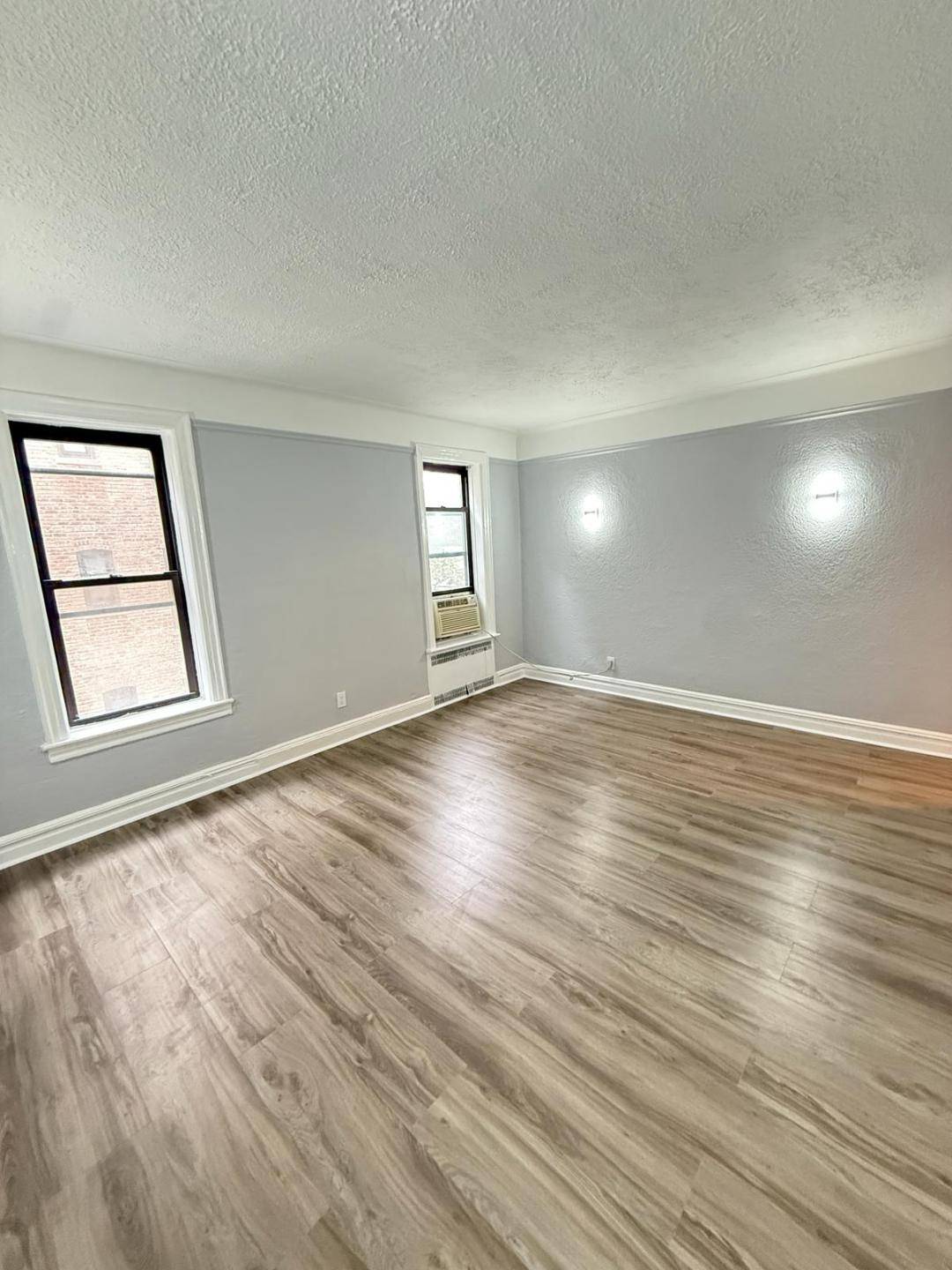 #6 photo, 379 Kings Hwy #3B, 布鲁克林 Brighton Beach , NY 11235