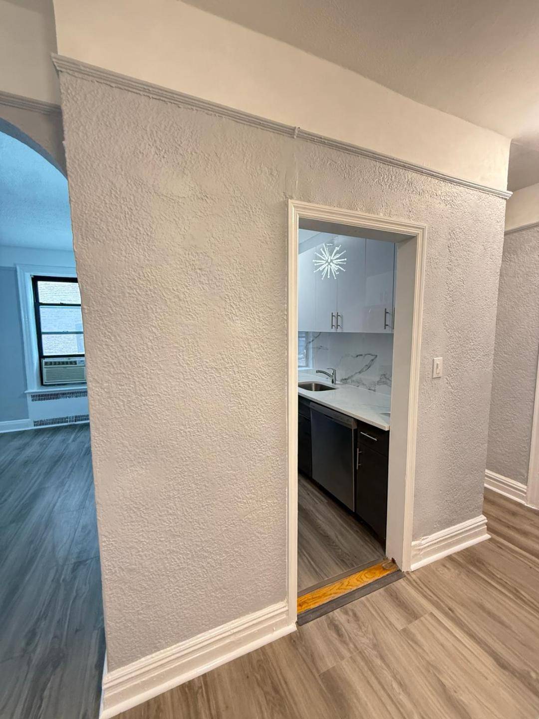 #7 photo, 379 Kings Hwy #3B, 布鲁克林 Brighton Beach , NY 11235