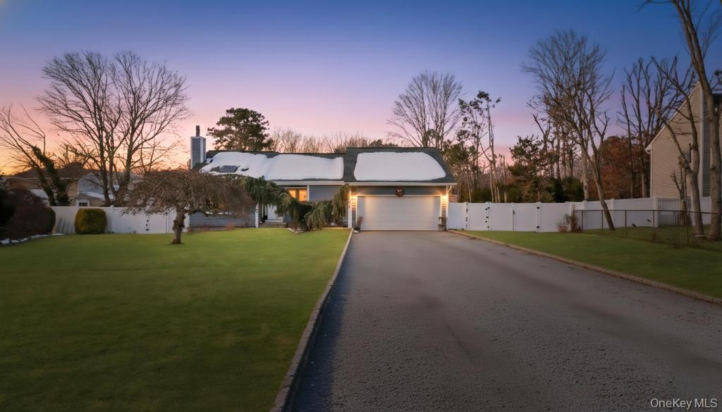 #2 photo, 464 Grand Boulevard, Саффолк ‖ Brentwood , NY 11717