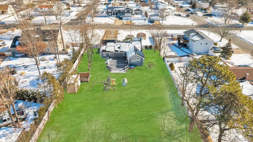 #3 photo, 464 Grand Boulevard, Саффолк ‖ Brentwood , NY 11717