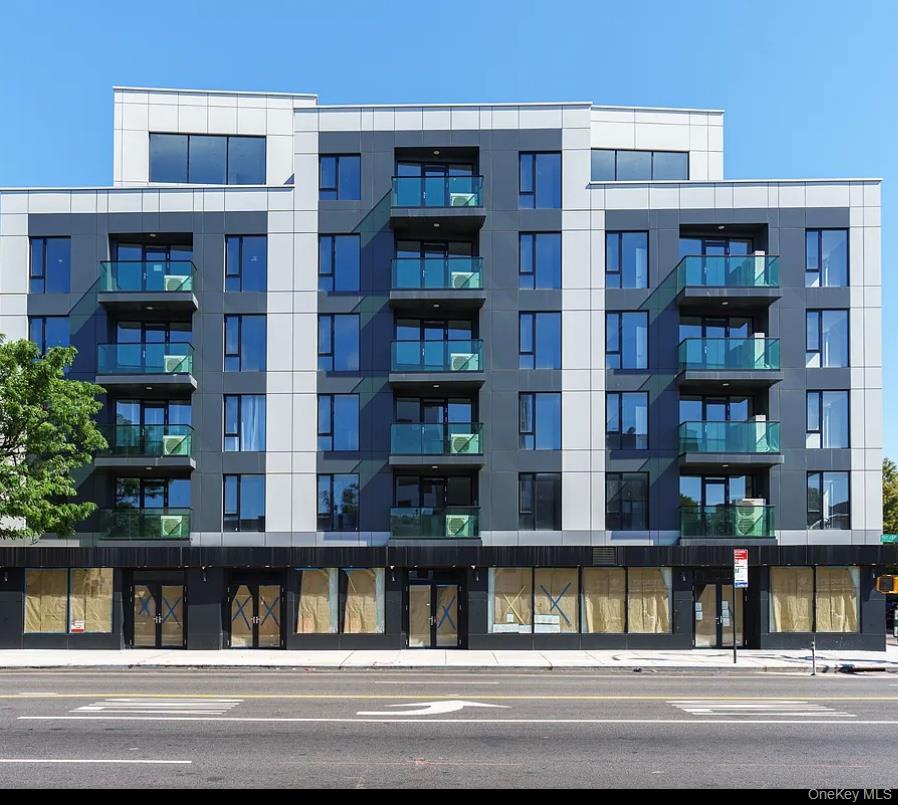 #1 photo, 3258 105th Street, 뉴욕퀸즈 East Elmhurst , NY 11369