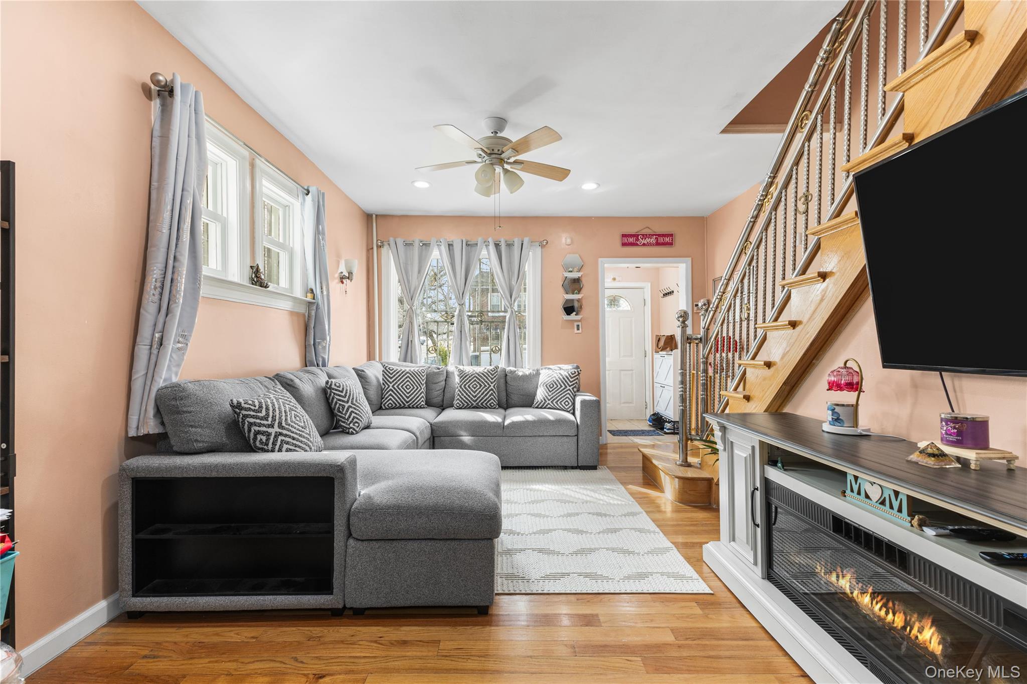 #6 photo, 114-83A 145th, जमैका Jamaica , NY 11436