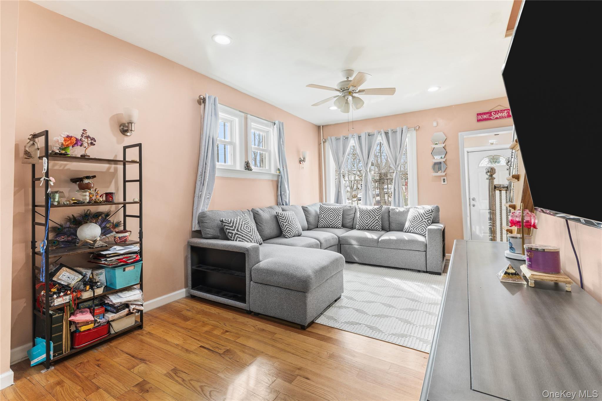 #8 photo, 114-83A 145th, जमैका Jamaica , NY 11436