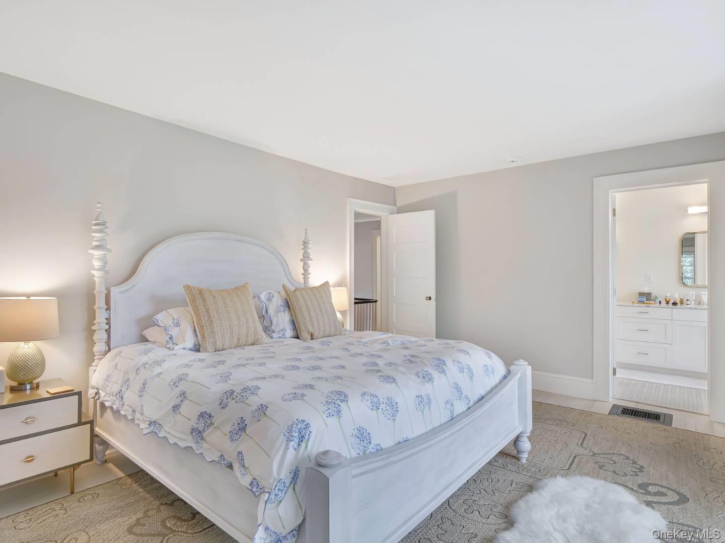 #17 photo, 7 Ocean Avenue, Саффолк ‖ Quogue , NY 11959