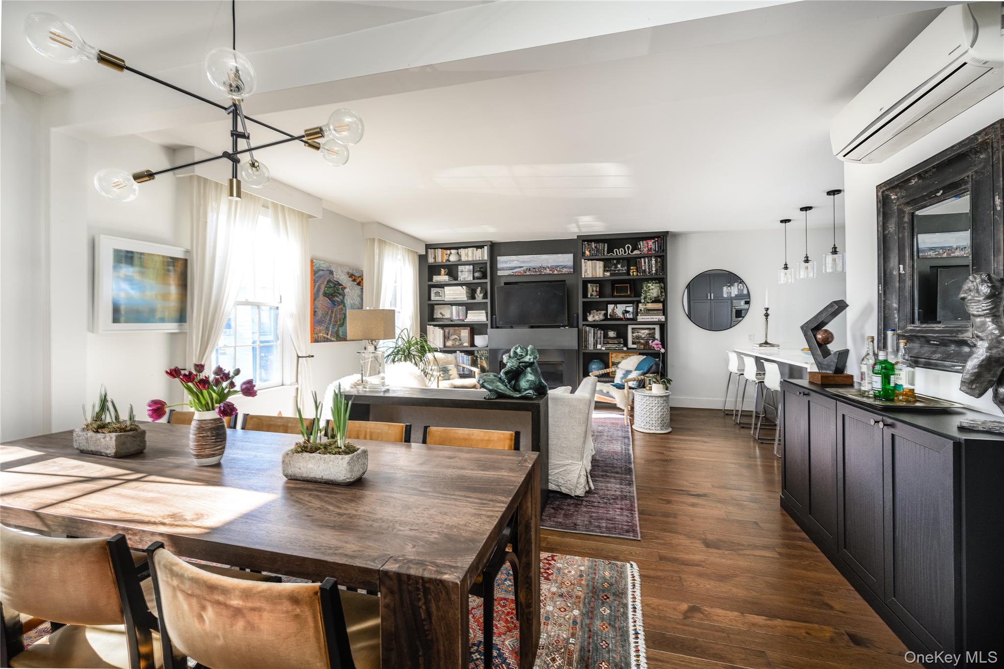 #7 photo, 314 Warren Street, Hudson , NY 12534