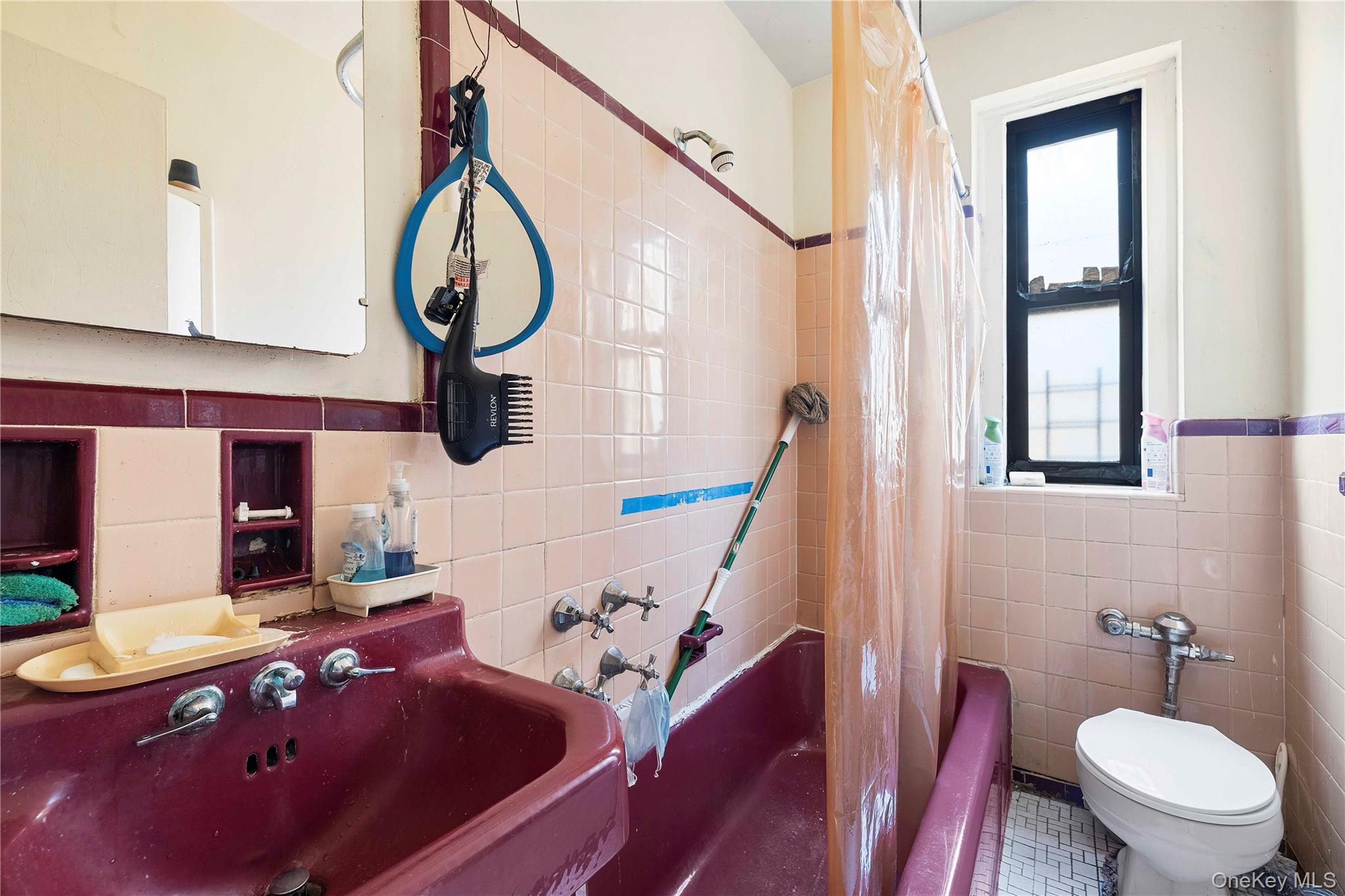 #9 photo, 860 Grand Concourse, ब्रोंक्स Bronx , NY 10451