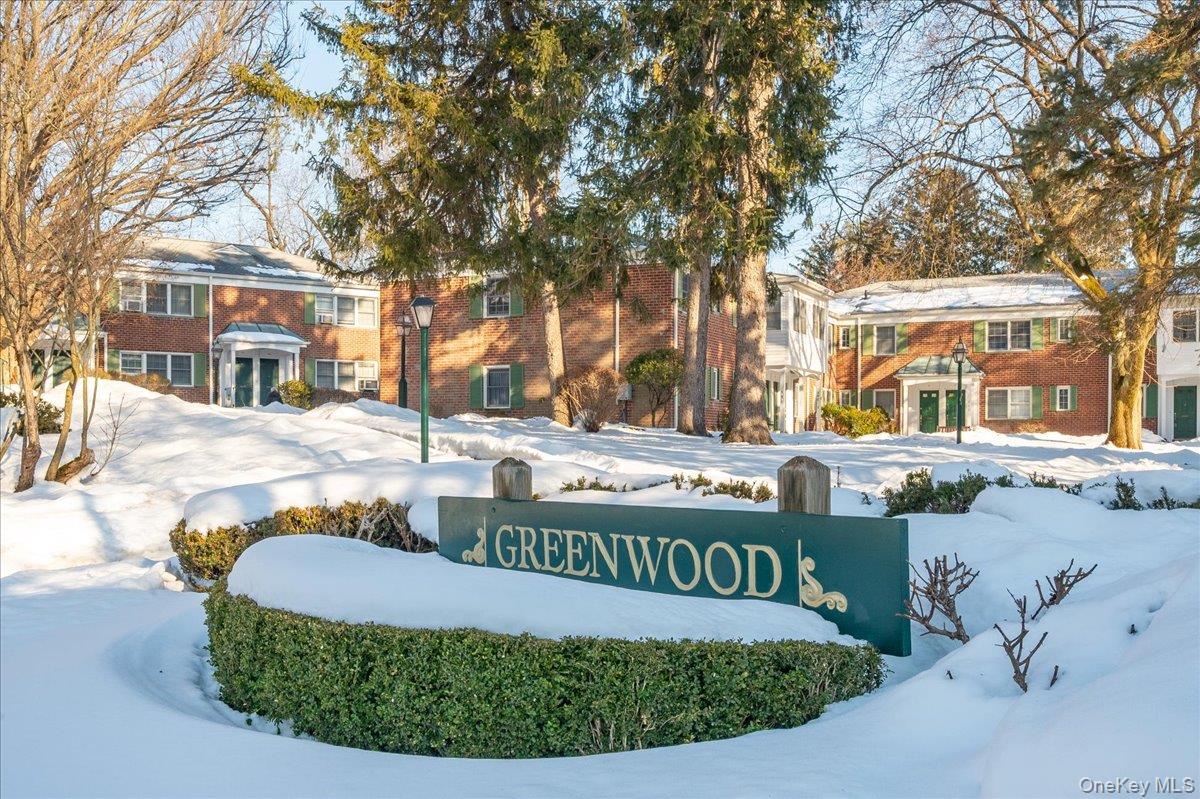 #1 photo, 580 Bedford Road, Pleasantville , NY 10570