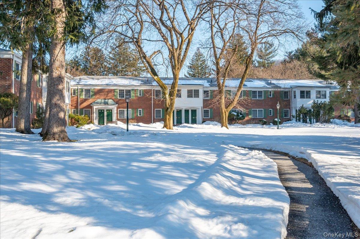 #2 photo, 580 Bedford Road, Pleasantville , NY 10570