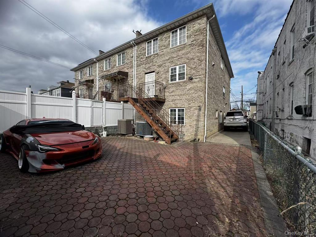 #7 photo, 2832 dudley Avenue, Bronx , NY 10461