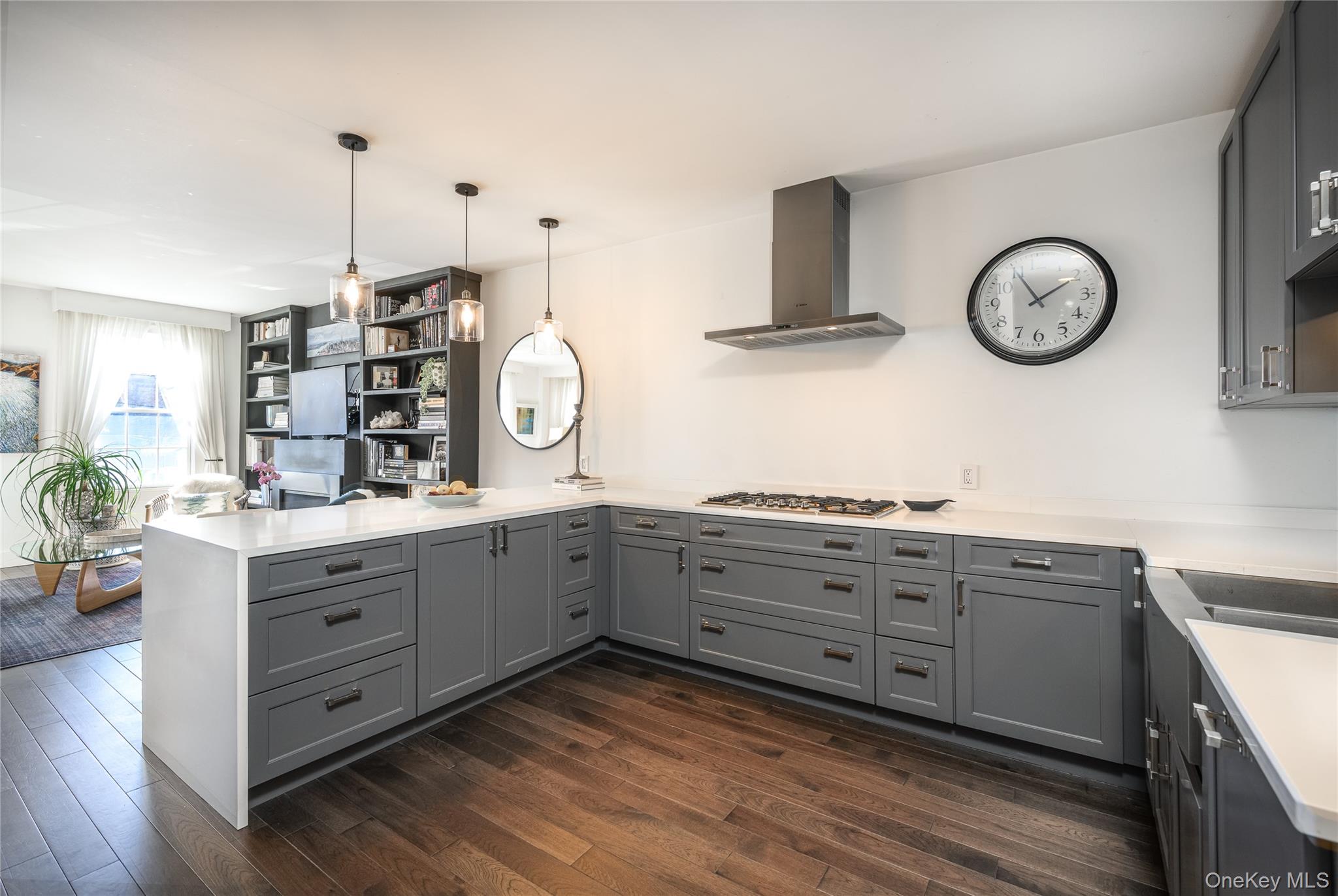 #13 photo, 314 Warren Street, Hudson , NY 12534