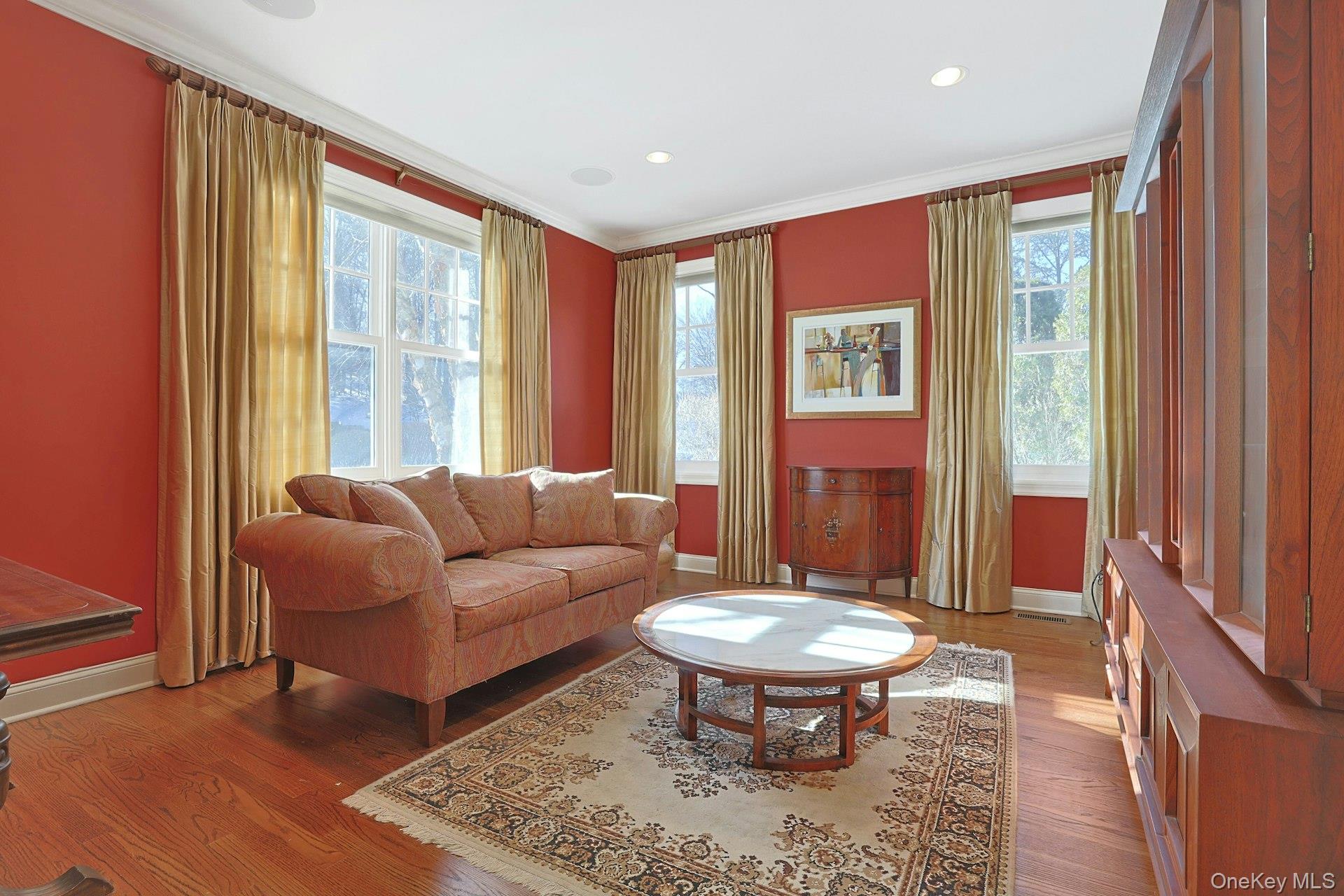 #6 photo, 14 Pond Hollow Court, Pleasantville , NY 10570