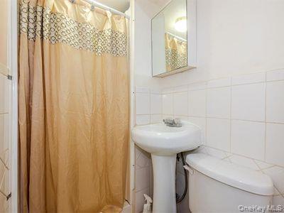 #16 photo, 3240 Seymour Avenue, Bronx , NY 10469