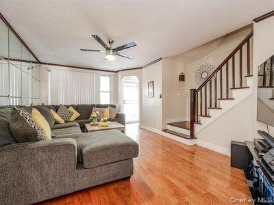 #2 photo, 3240 Seymour Avenue, Bronx , NY 10469