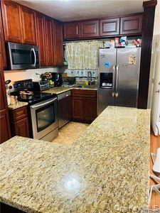 #7 photo, 3240 Seymour Avenue, Bronx , NY 10469