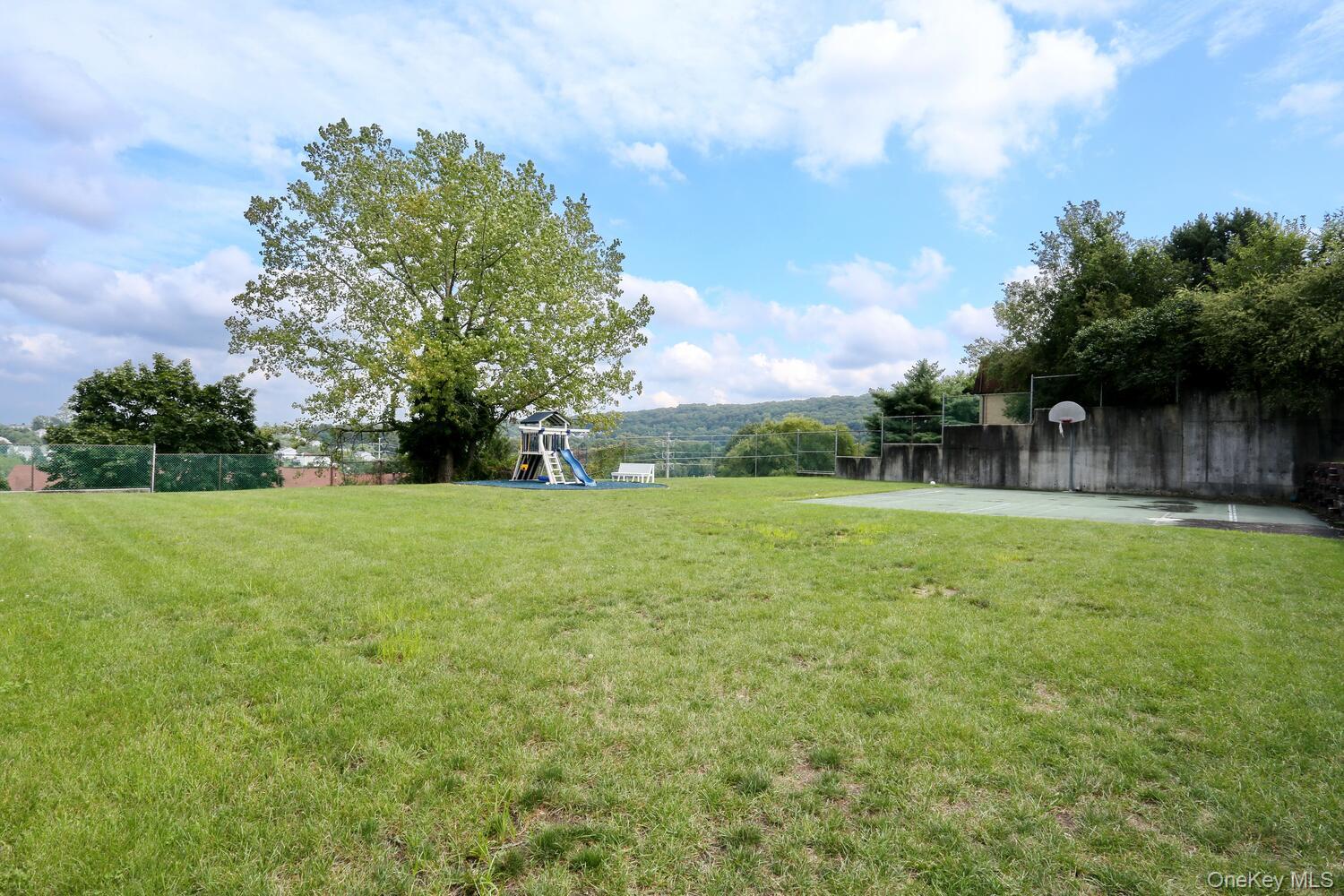 #16 photo, 65 Buckingham Court, Pomona , NY 10970