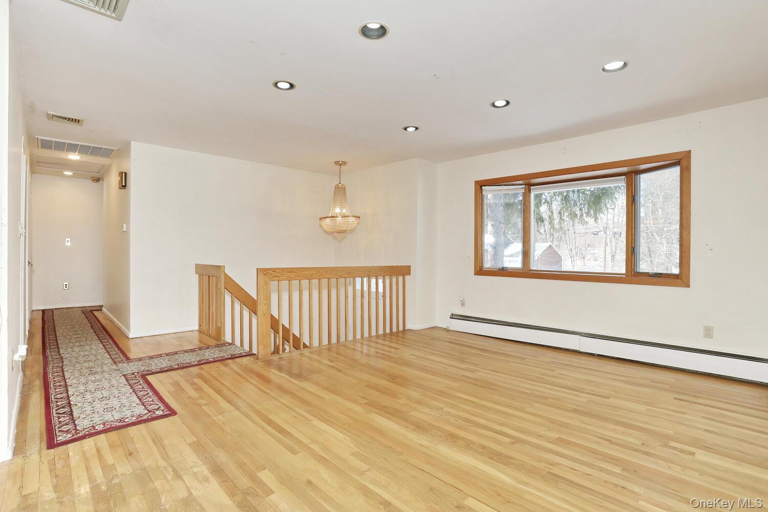 #9 photo, 30 Bridle Road, 纽约州 Spring Valley , NY 10977