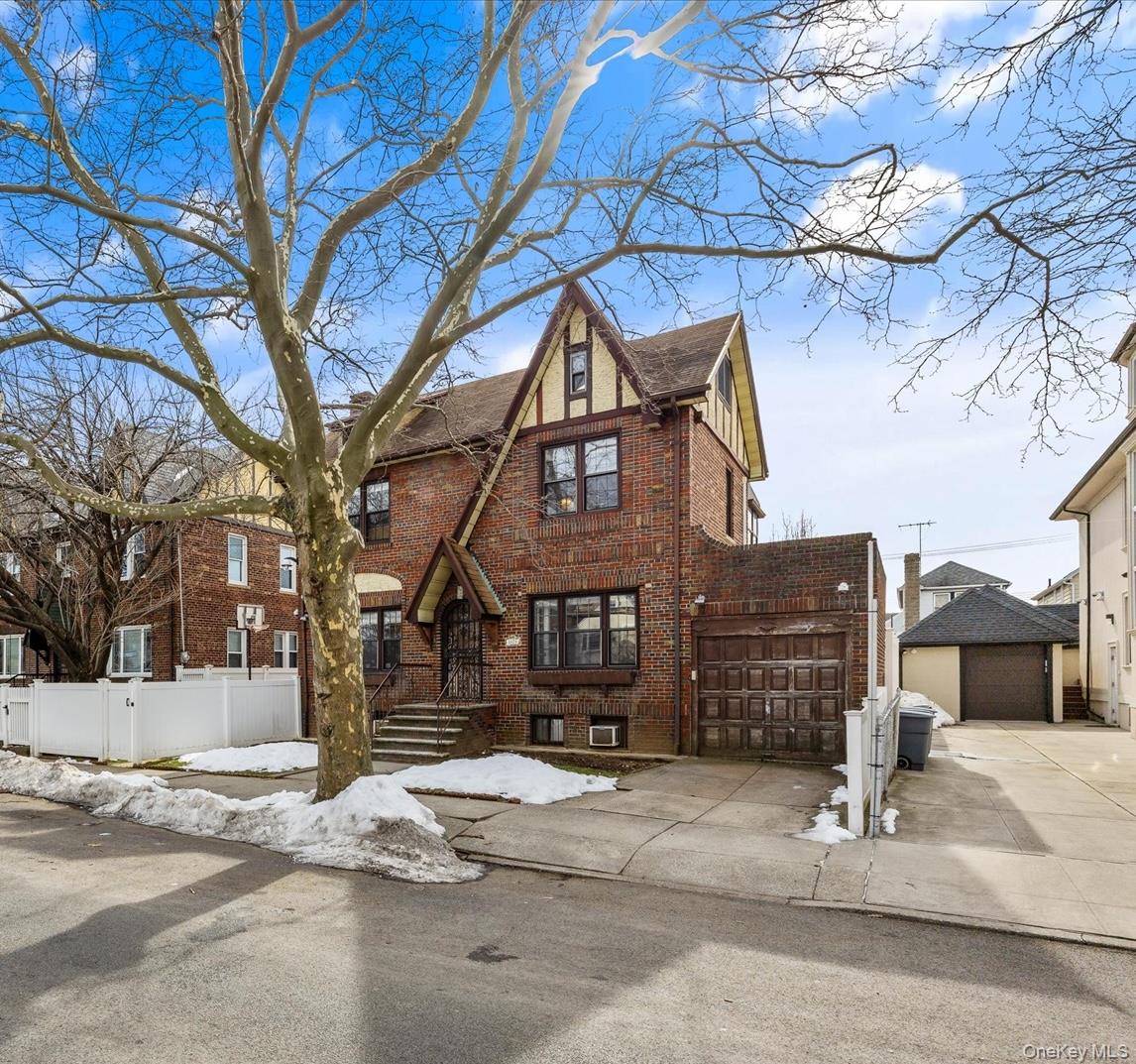 #2 photo, 1674 Ryder Street, ব্রুকলিন Brooklyn , NY 11234