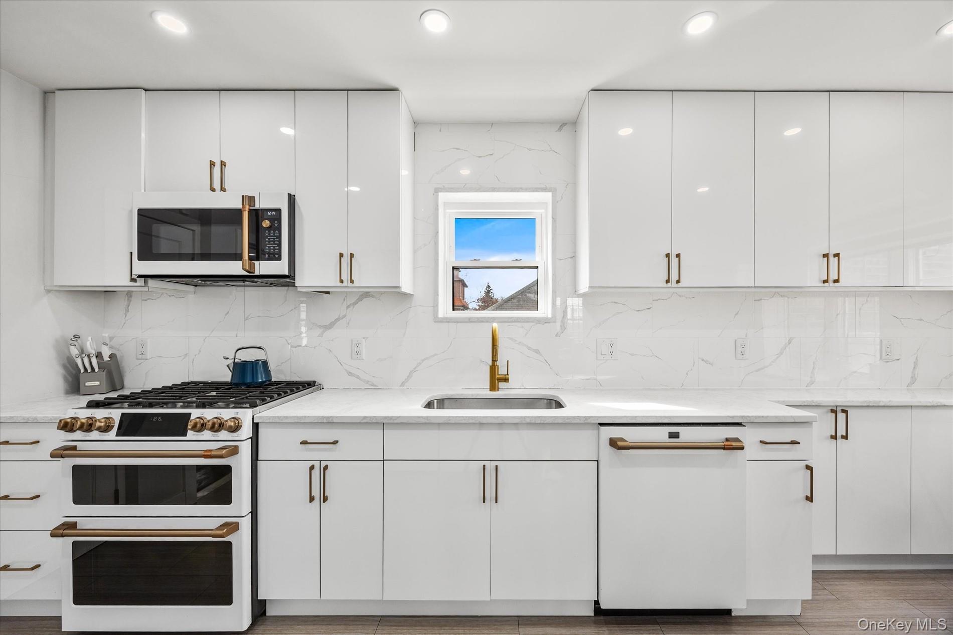 #8 photo, 1674 Ryder Street, ব্রুকলিন Brooklyn , NY 11234