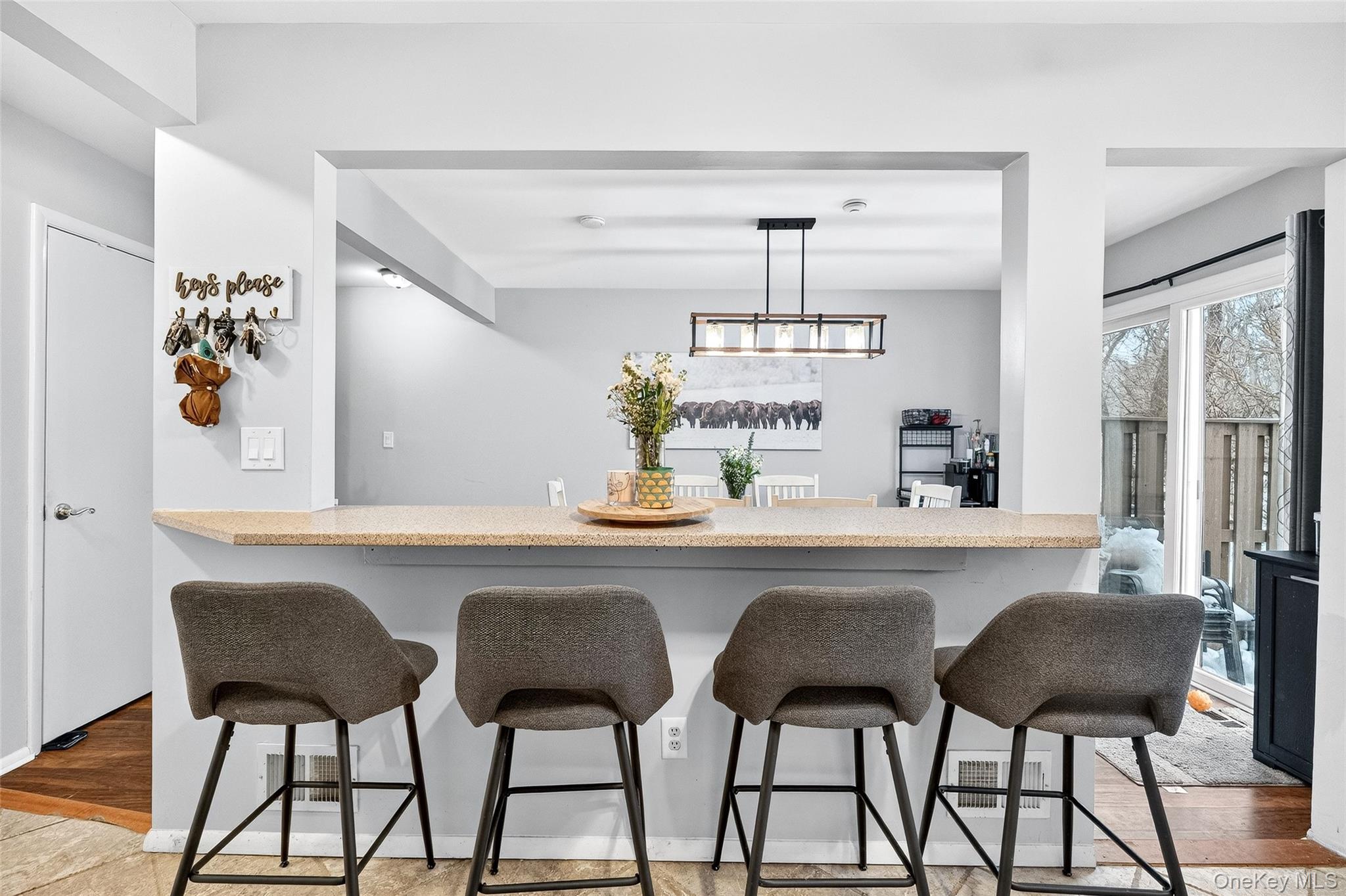 #10 photo, 16 Village Green, Bardonia , NY 10954