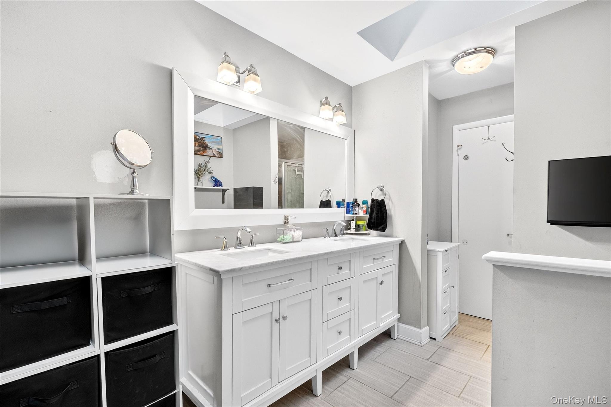 #20 photo, 16 Village Green, Bardonia , NY 10954